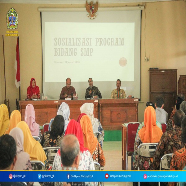 Gambar SOSIALISASI PROGRAM BIDANG SMP