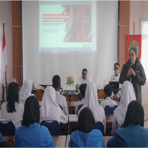 Gambar Srikandi Gunung Sewu Kenalkan Wawasan Kebangsaan Kepada Pelajar Pancasila