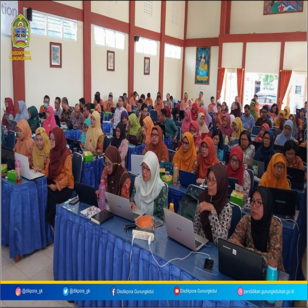 Gambar TRAINING OF TRAINER PENINGKATAN MEDIA PEMBELAJARAN