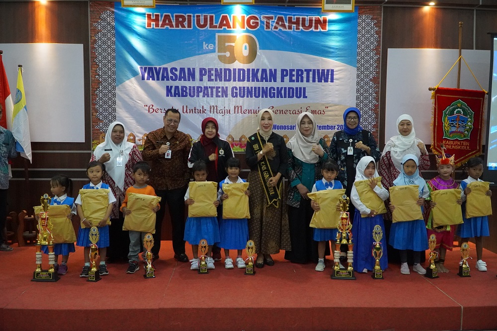 Gambar Hari Ulang Tahun Yayasan Pertiwi ke-50