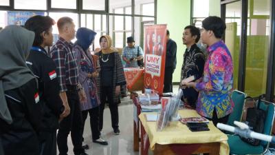 Bupati Sunaryanta, Buka Edukasi EXPO- 2025 Komunitas Gunungkidul Menginspirasi