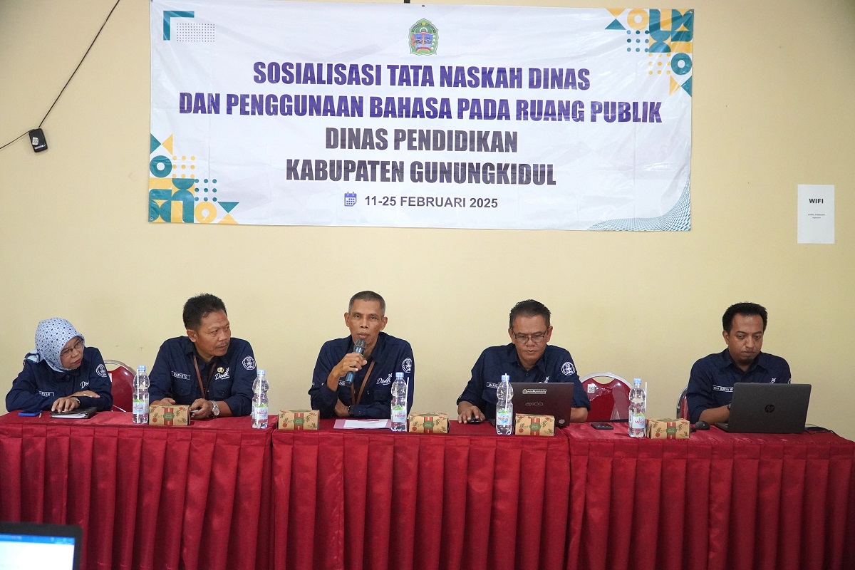 Sosialisasi Tata Naskah Dinas dan Penggunaan Bahasa di Ruang Publik Dinas Pendidikan Kabupaten Gunungkidul