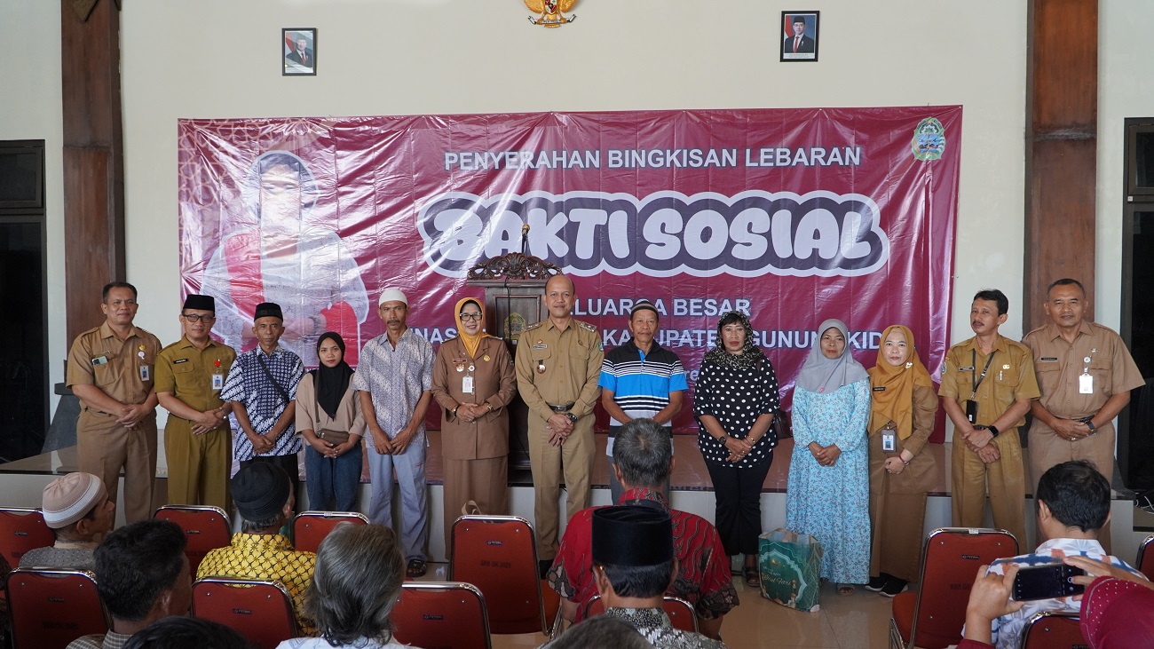 Dinas Pendidikan Gunungkidul Salurkan 210 Paket Bingkisan Lebaran dalam Kegiatan Sedekah Ramadhan 1447 H