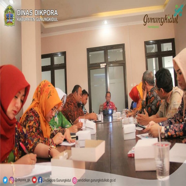 Gambar DISDIKPORA KABUPATEN GUNUNGKIDUL MENERIMA KUNJUNGAN STUDI BANDING DARI KOMISI IV DPRD KABUPATEN BLITAR