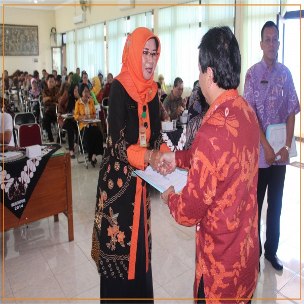 Gambar PENYERAHAN DPA 2019 DAN PEMBINAAN PEJABAT OLEH SEKRETARIS DAERAH KABUPATEN GUNUNGKIDUL