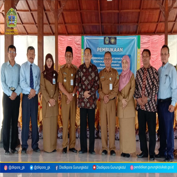 Gambar PEMBUKAAN PEMBERDAYAAN MASYARAKAT DAN PENINGKATAN KAPASITAS SDM PAUD DAN DIKMAS KABUPATEN GUNUNGKIDUL