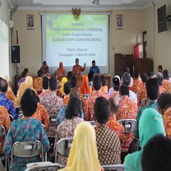 Gambar “RAPAT KERJA TAHUN 2018 DAN RENCANA ANGGARAN TAHUN 2019” DINAS PENDIDIKAN, PEMUDA, DAN OLAH RAGA KABUPATEN GUNUNGKIDUL